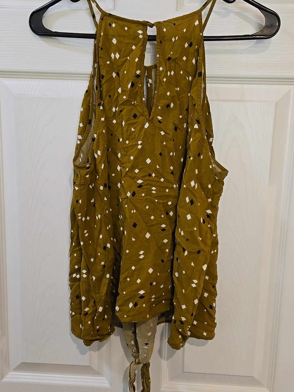 torrid Size 1 Mustard Yellow Diamond Print Top - Picture 4 of 6